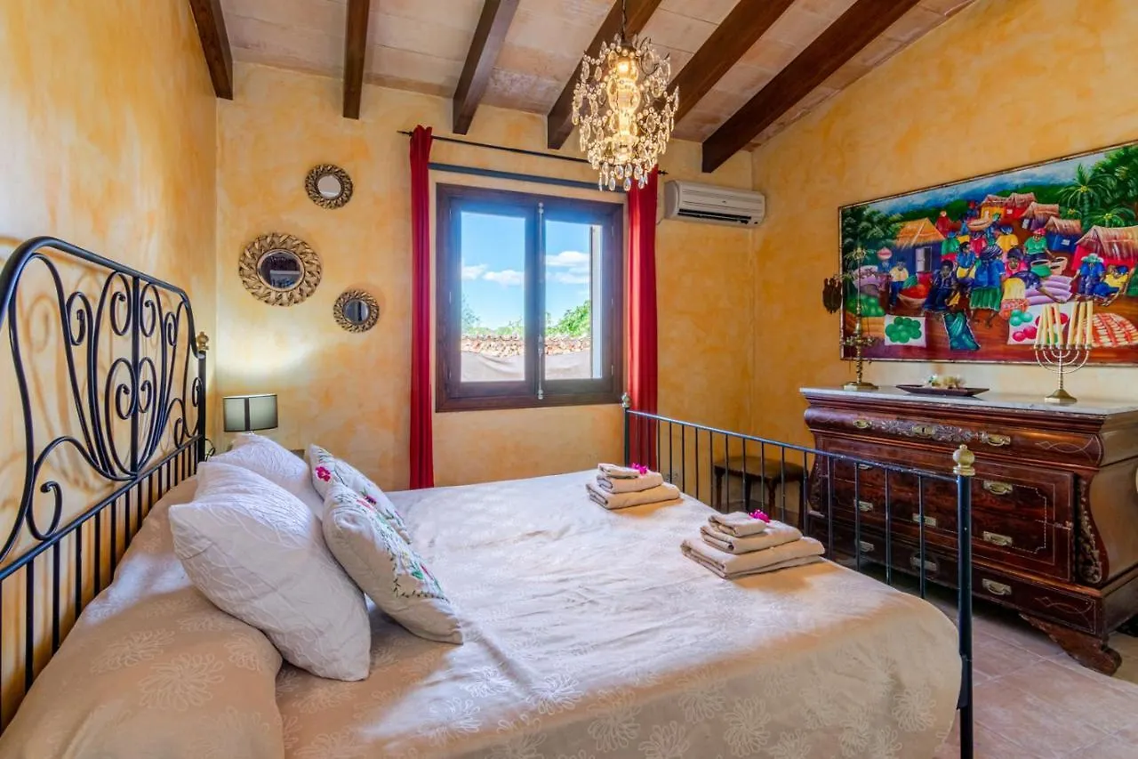 Semesterbostad Casa Baix Villa Sineu